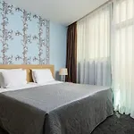 Del Sol Hotel 4*