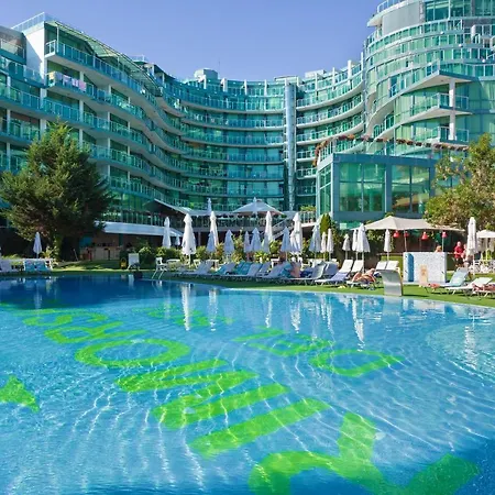 Хотел дел сол Приморско