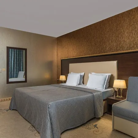 Del Sol Hotel 4*